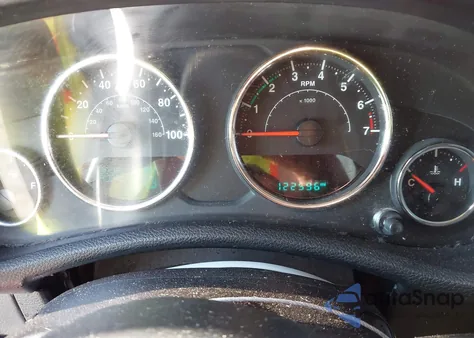 2017 Jeep Wrangler Unlimited Willy Wheeler 4X4 из США, поврежденный, VIN 1C4BJWDG9HL632523